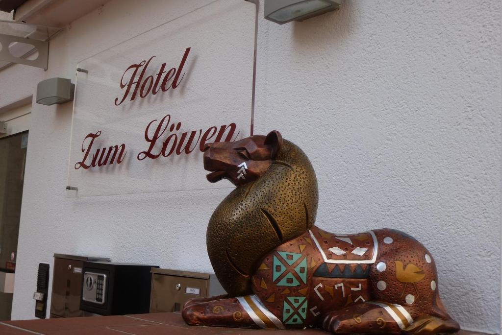 מלון באד הומבורג וור דר הואה Zum Loewen מראה חיצוני תמונה